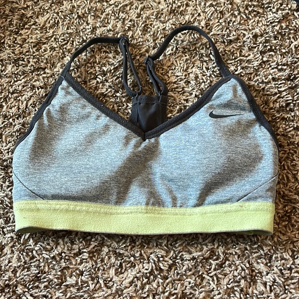nike sports bra